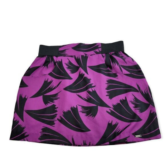 Guess mini skirt XS - Picture 1 of 5